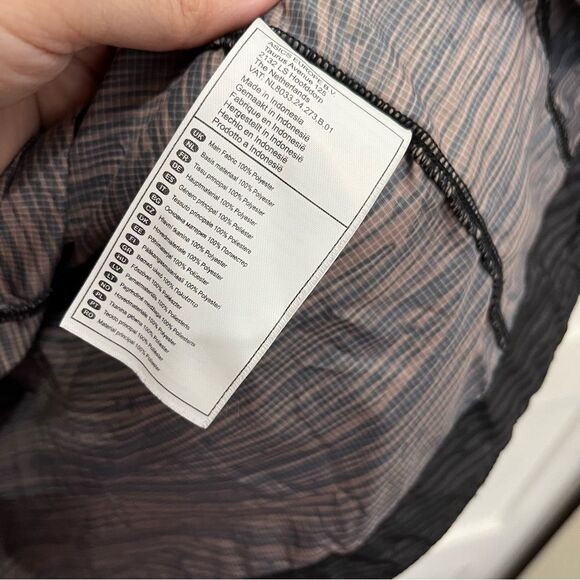 ASICS windbreaker black brine green grey zip up hooded size medium - Picture 3 of 7